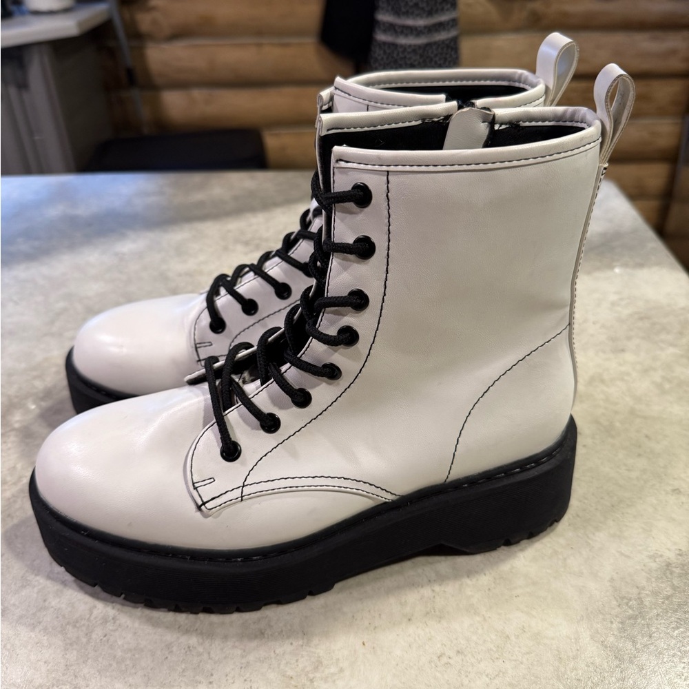 A New Day, Woman’s White Combat Boots Size 9 1/2